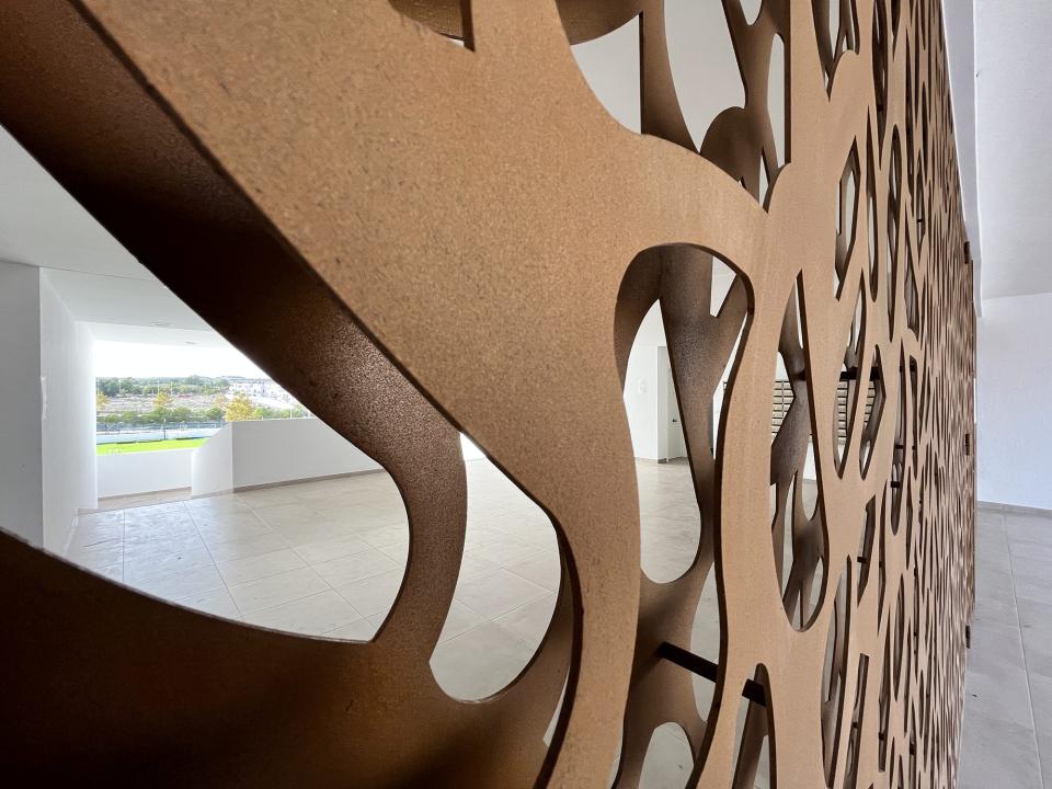 Unikátní a&nbsp;moderní design celého resortu v&nbsp;historickém městečku San Miguel de Salinas