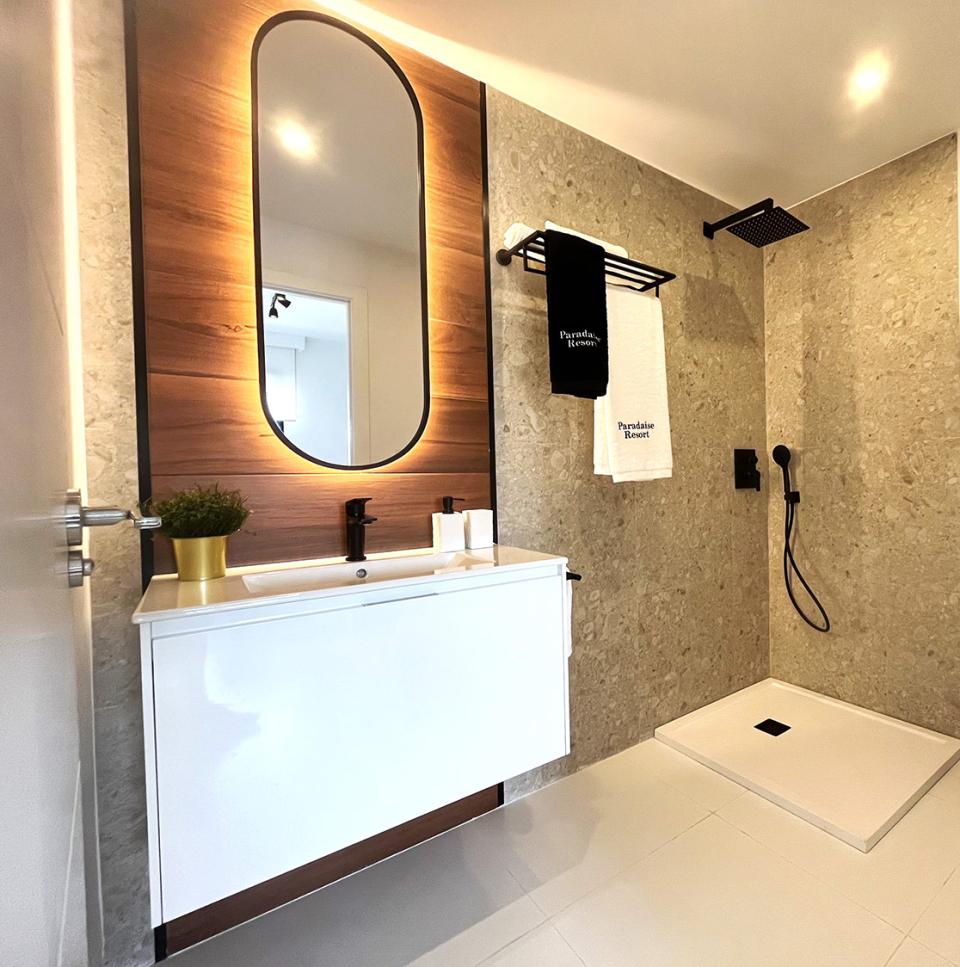 Luxuriously furnished apartment and bathroom equipment.